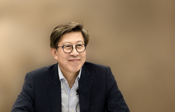 박형준 부산시장, 민선8기 첫 정기인사 단행