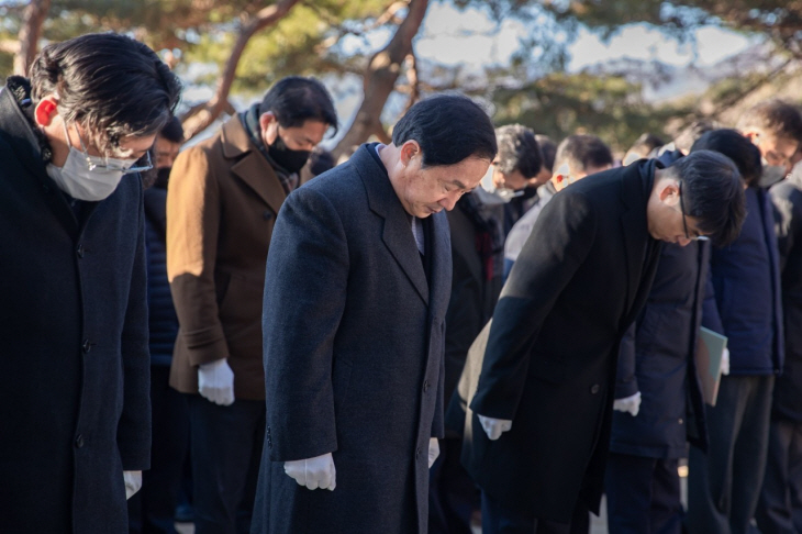 주광덕 남양주시장 2일 정약용 묘역 참배