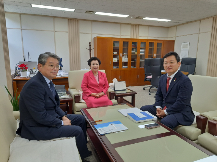 김형동 의원, 이배용 국가교육위원장 방문