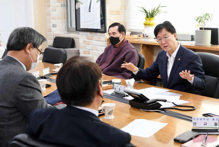 이민근 안산시장 1관내 5개 대학 총장과 청년정책 활성화 논의