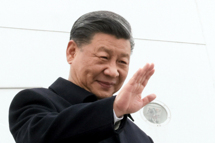 China's President Xi Jinping departs from Moscow