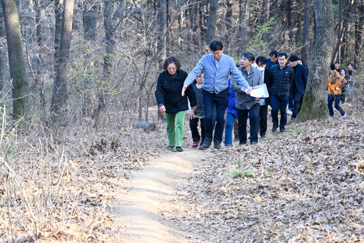 이민근 안산시장 3월31일 팔곡동 등산로 현장점검