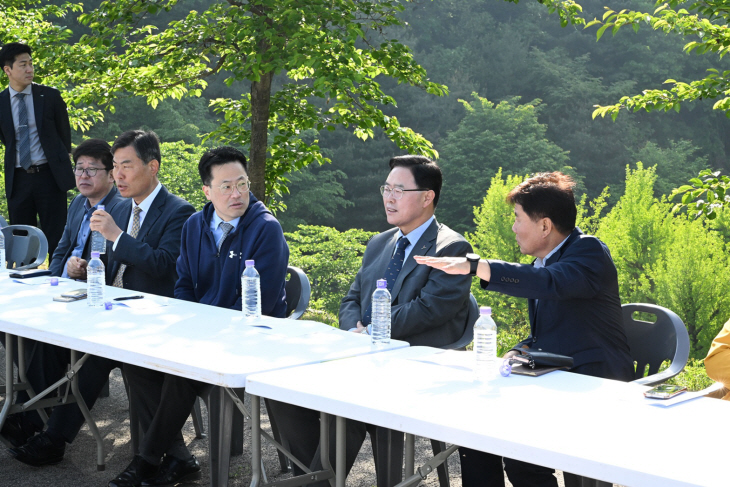 강수현 양주시장 9일 홍복저수지에서 간부회의 개최