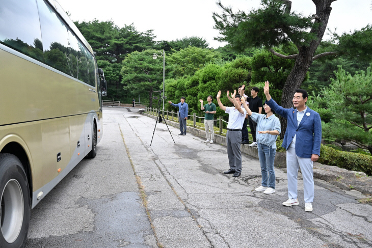 백영현 포천시장 사우디아라비아 잼버리 대원 전송