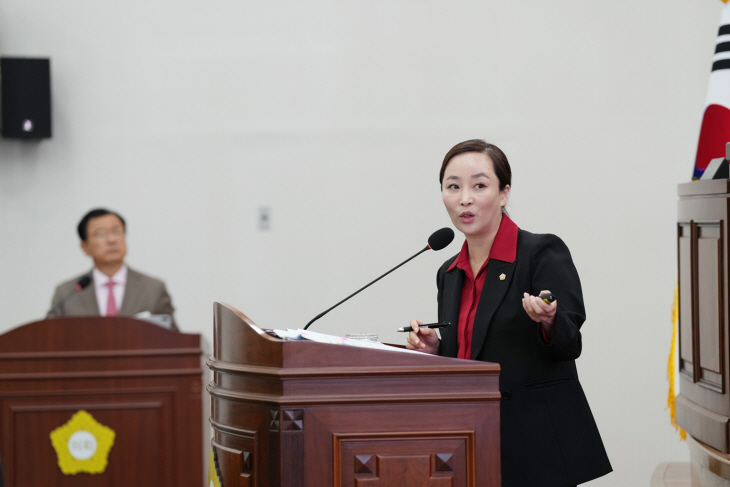 박진희 하남시의회 부의장 8일 시정질의 발언