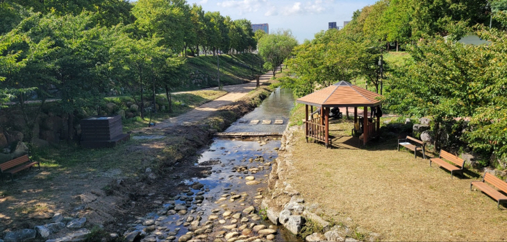 시흥시 군자천 전경