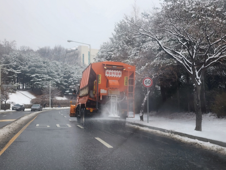 도로 제설작업