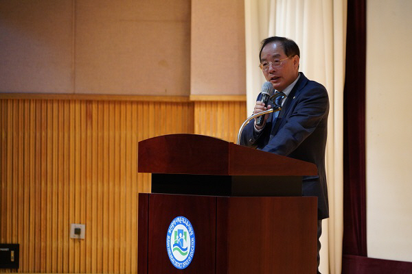 [포토] 하윤수 부산교육감 “학부모, 부산교육의 동반자”