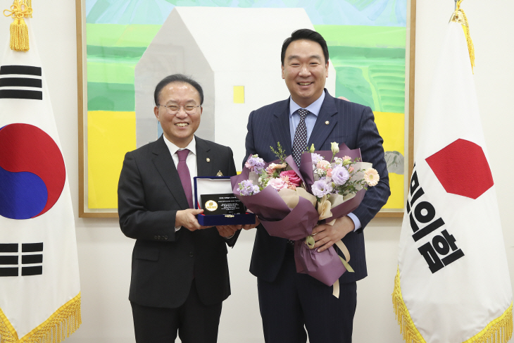 정희용 의원 국민의힘 국정감사 우수의원 4년 연속 선정