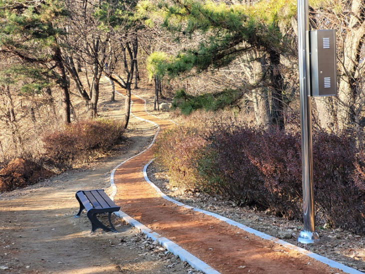 비학산맨발황톳길(산림공원과)