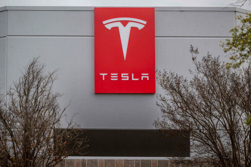 US-TESLA-ISSUES-RECALL-ON-2-MILLION-OF-ITS-VEHICLES-IN-THE-U.S.