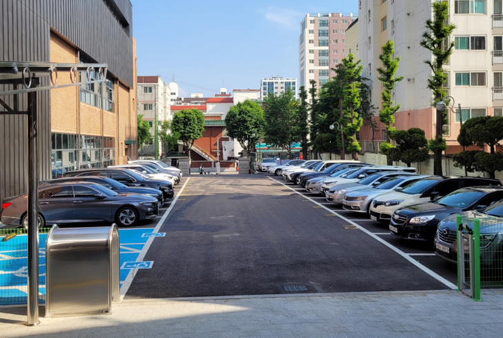 부천시 역곡중학교 개방주차장