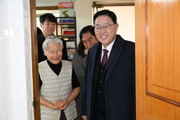 강수현 양주시장 12일 ‘취약계층 집수리’ 지원현장 방문