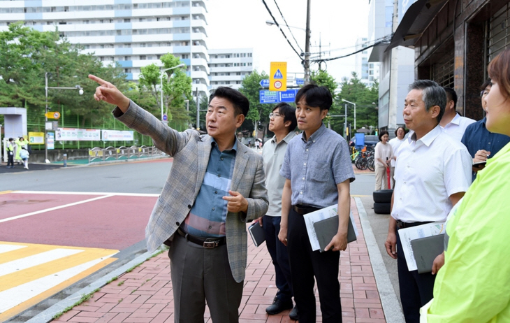 김동근 의정부시장 동오초등학교 주변 어린이 통학로 현장점검