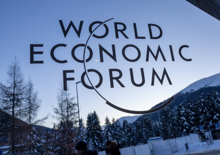 DAVOS-MEETING/