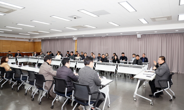 파주시 16일 관내 공인중개사 대상 이동시장실 개최