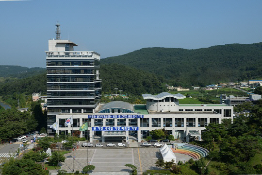 기장군, 미취학 가정양육 가정에 ‘친환경 쌀’ 지원