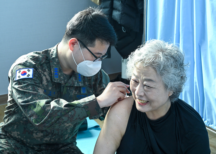 공군 16전비 설맞이 부대 인근 지역 대민 유대활동