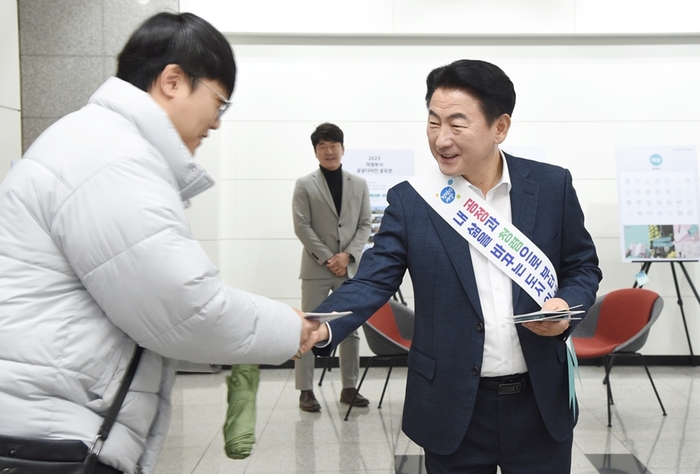 김동근 의정부시장 5일 청렴한 설 보내기 캠페인 참여