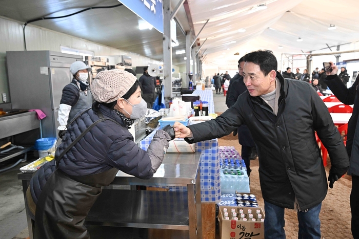 백영현 포천시장 제19회 포천백운계곡동장군축제 응원방문