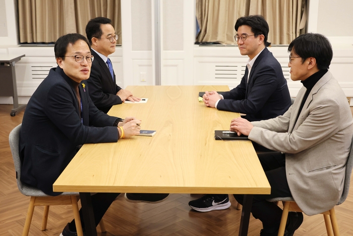 민주당·새진보연합·진보당, '비례연합' 정책 회의 돌입