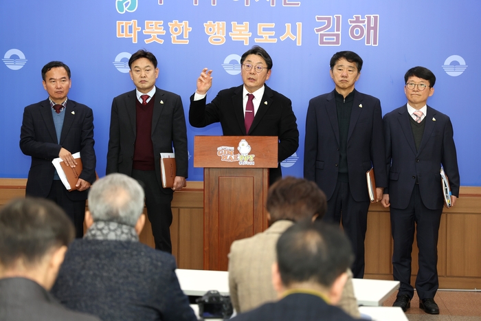 홍태용 김해시장 “경전철 신설역사 사업비 낮춰 추진