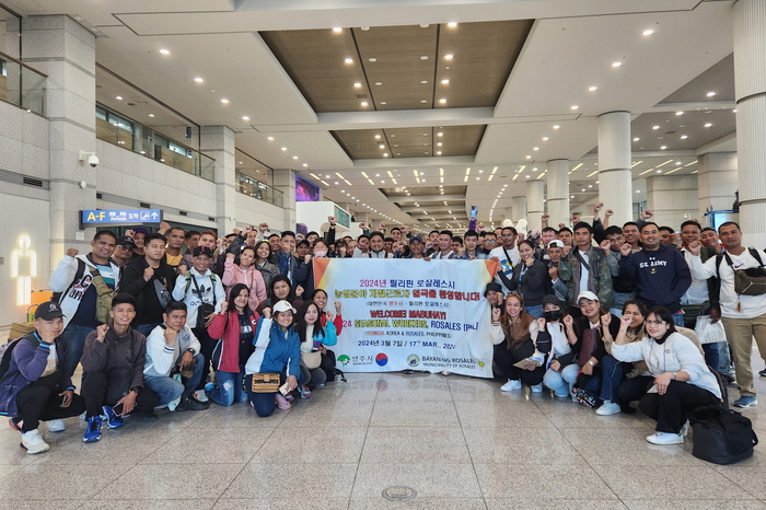 영주시 영농파트너  필리핀 로살레스시 계절근로자 67명이 7일 입국했다