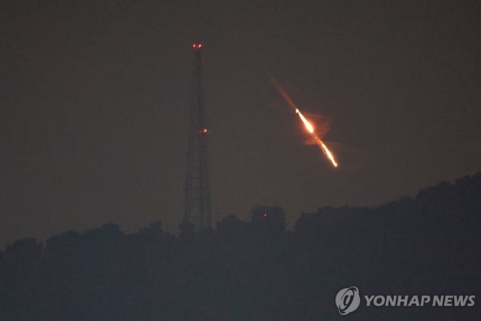 이란, 이스라엘에 심야 대규모 공세.