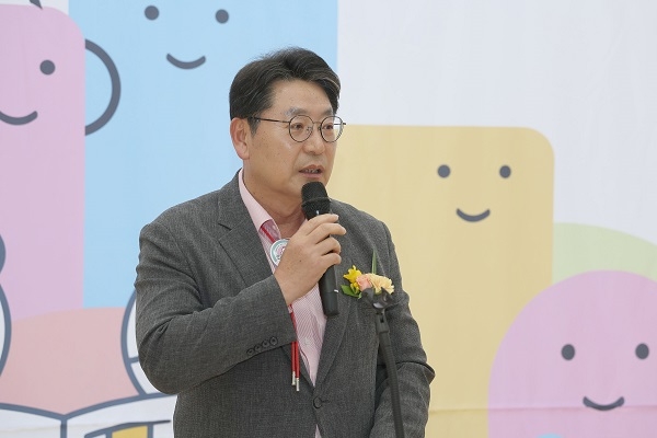 김해시 '장유도서관'... 제로에너지건축물로 재개관식 열어