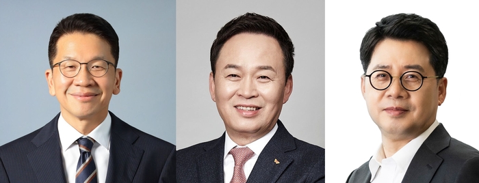 최창원 SK수펙스추구협의회 의장, 장용호 SK CEO, 박상규 SK이노베이션 CEO(왼쪽부터).