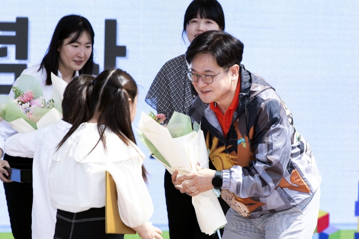 김포시 4일 2024년 제102회 어린이날 대축제 개최