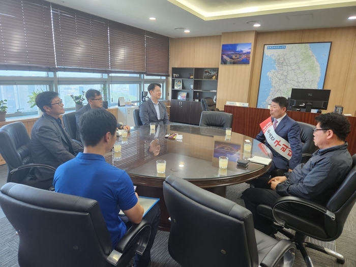 백경현 구리시장 22일 '구리대교' 명명 건의차 김천시 한국도로공사 본사 방문