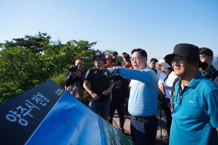 강수현 양주시장 지난 2일 양주시 공동형 종합장사시설 건립부지 현장점검