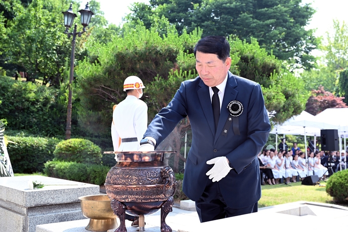 구리시 6일 '2024년 제69회 현충일 추념식' 개최