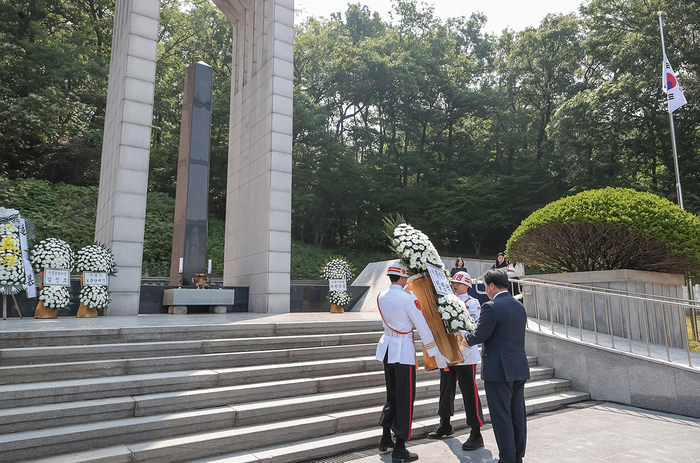 시흥시 6일 2024년 제69회 현충일 추념식 개최