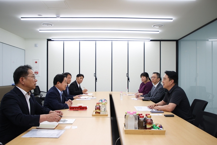 남양주시-한국팹리스산업협회 10일 환담회 진행