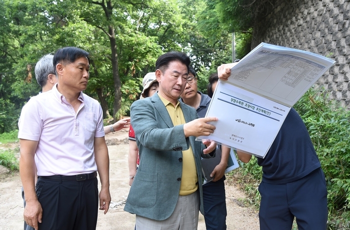 김동근 의정부시장 장암수목원 조성 현장점검