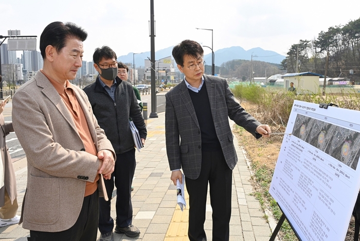 김동근 의정부시장 민락~고산 연결도로 개설사업 현장점검