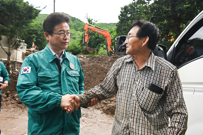 이철우 경북도지사, 집중호우 피해 현장 긴급 방문