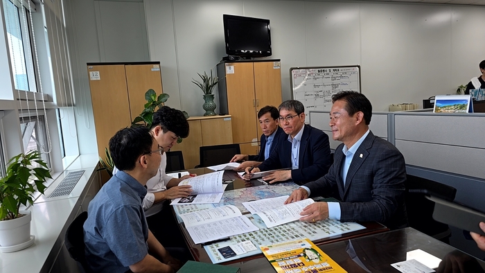 신영재 홍천군수, 세종시 방문