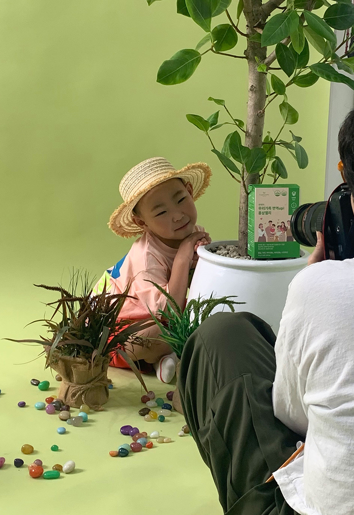 플로르방송제작사, '펀해피'와 협찬 촬영 현장 공개