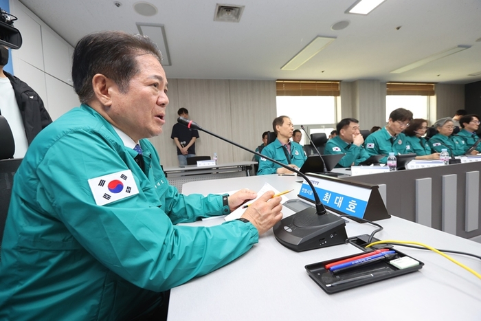 최대호 안양시장 22일 여름철 자연재난 부서별 예방대책 보고회 주재