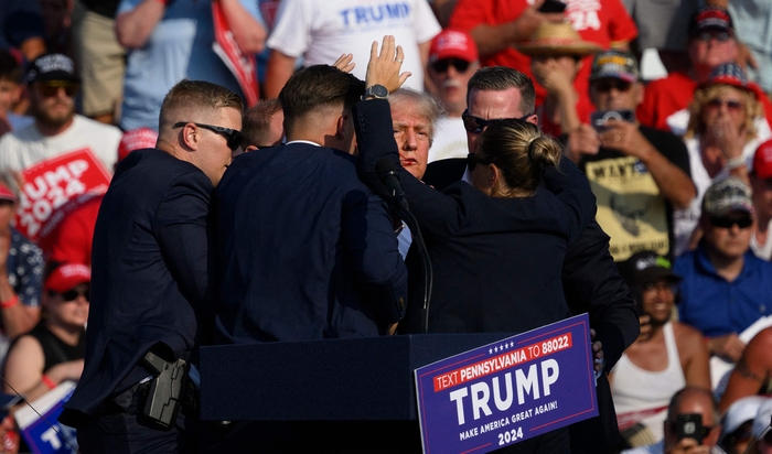 US-DONALD-TRUMP-HOLDS-A-CAMPAIGN-RALLY-IN-BUTLER,-PENNSYLVANIA