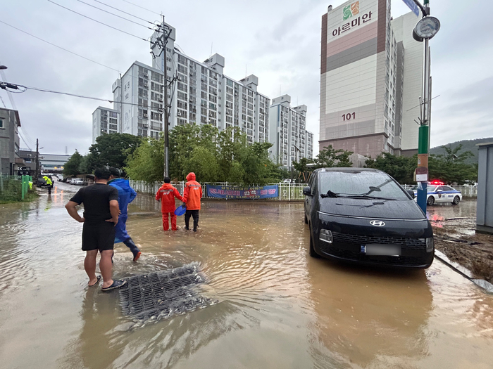 폭우로 영암 도로 침수