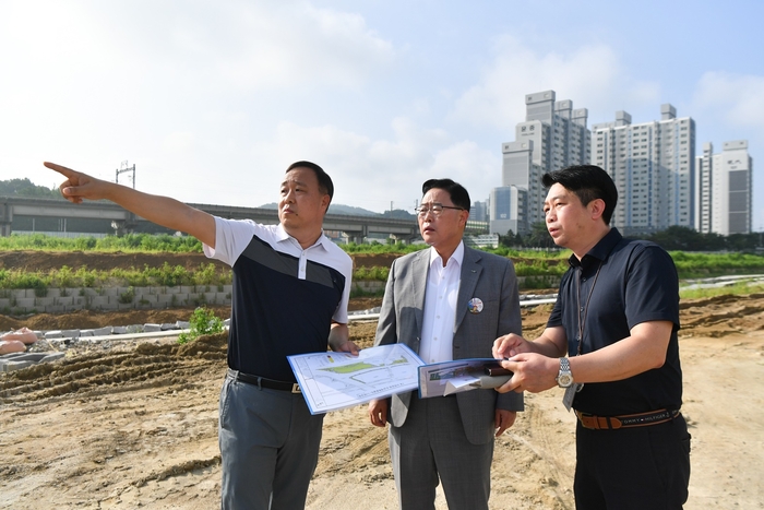 강수현 양주시장 9일 '덕계천 교량 부재' 민원현장 점검