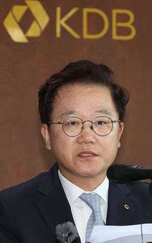 강석훈