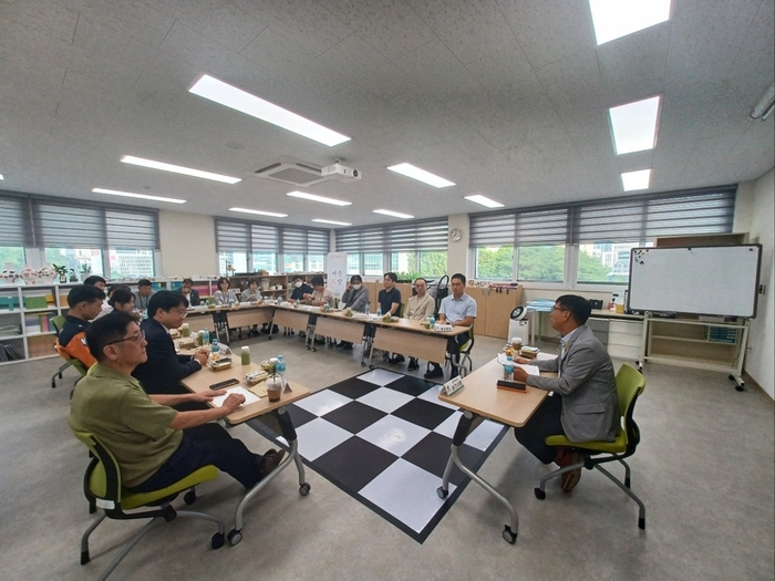 남양주시 3일 10개 병원장과 추석연휴 응급의료 지원체계 구축 간담회 개최