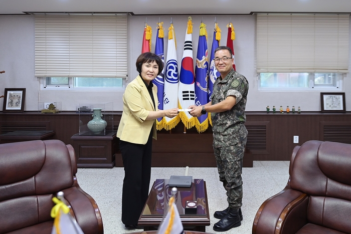 연천군의회 12~13일 추석맞이 군부대 위문