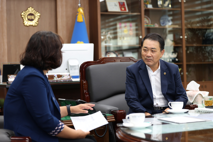 김시성 강원도의장 인터뷰