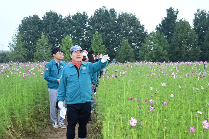 백경현 구리시장 8일 '2024년 구리코스모스축제' 현장점검